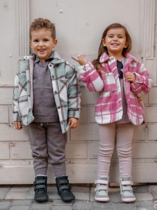 Dve farby, ktoré milujete najviac. 💕🖤 Febo Winter v Grey/Pink a Black = TOP voľba na túto zimu. ✔️ teplé ✔️ pohodlné ✔️...